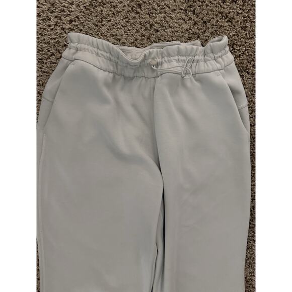Lululemon ivory scuba sweatpants size 8 - Picture 2 of 5